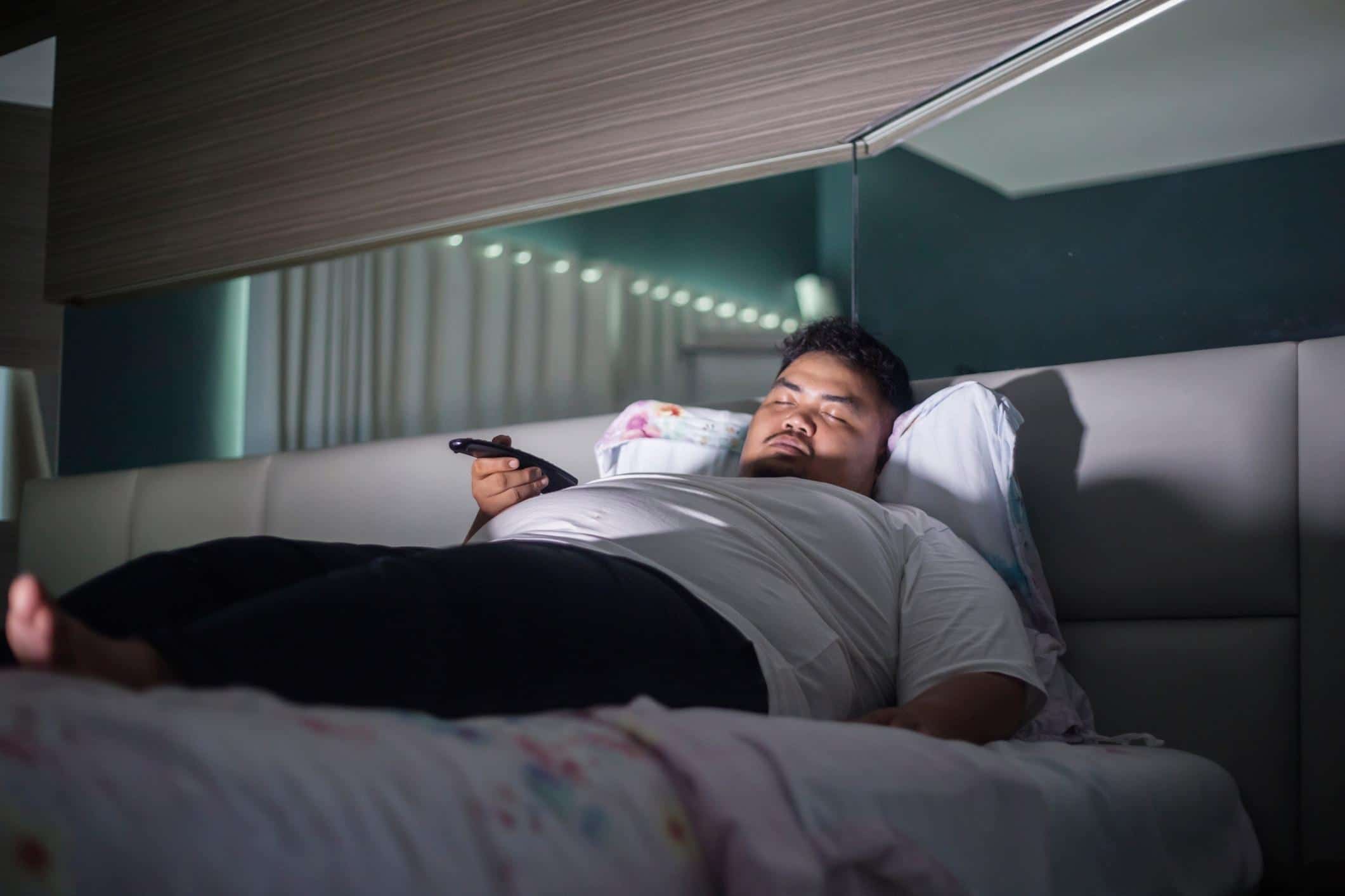 disturbios do sono, insonia, ganho de peso, dormir pouco engorda, tratamento para insonia